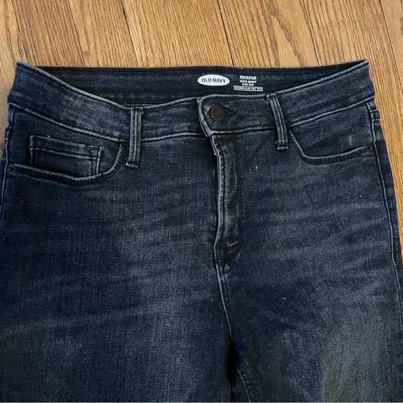 Old Navy Rockstar Skinny Jeans - Picture 3 of 5